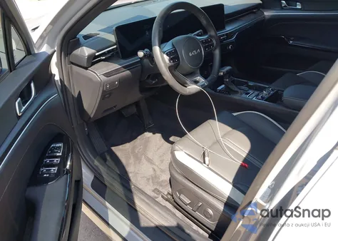 2025 Kia K5 Gt-Line z USA, uszkodzony, nr VIN KNAG64J74S5311448